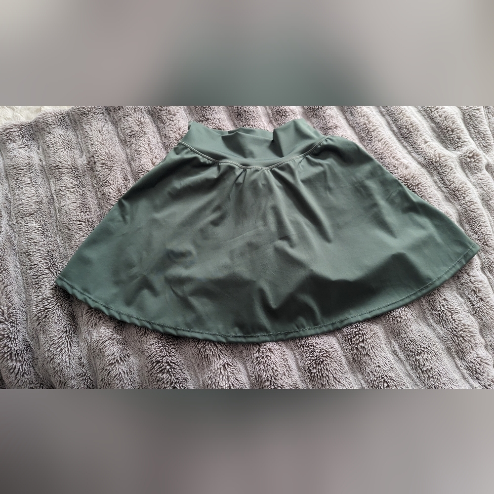 Green Succulent Skort